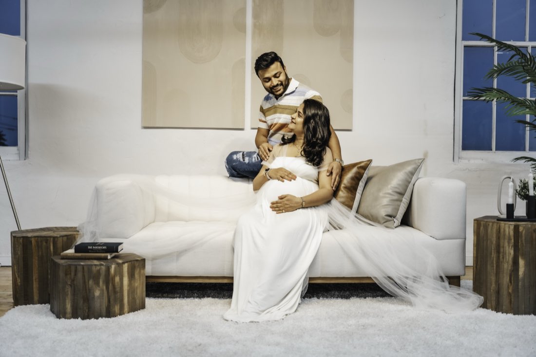 Maternity photography by Smritika Moments — photograph 9