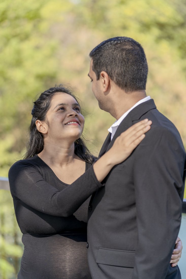 Maternity photography by Smritika Moments — photograph 12