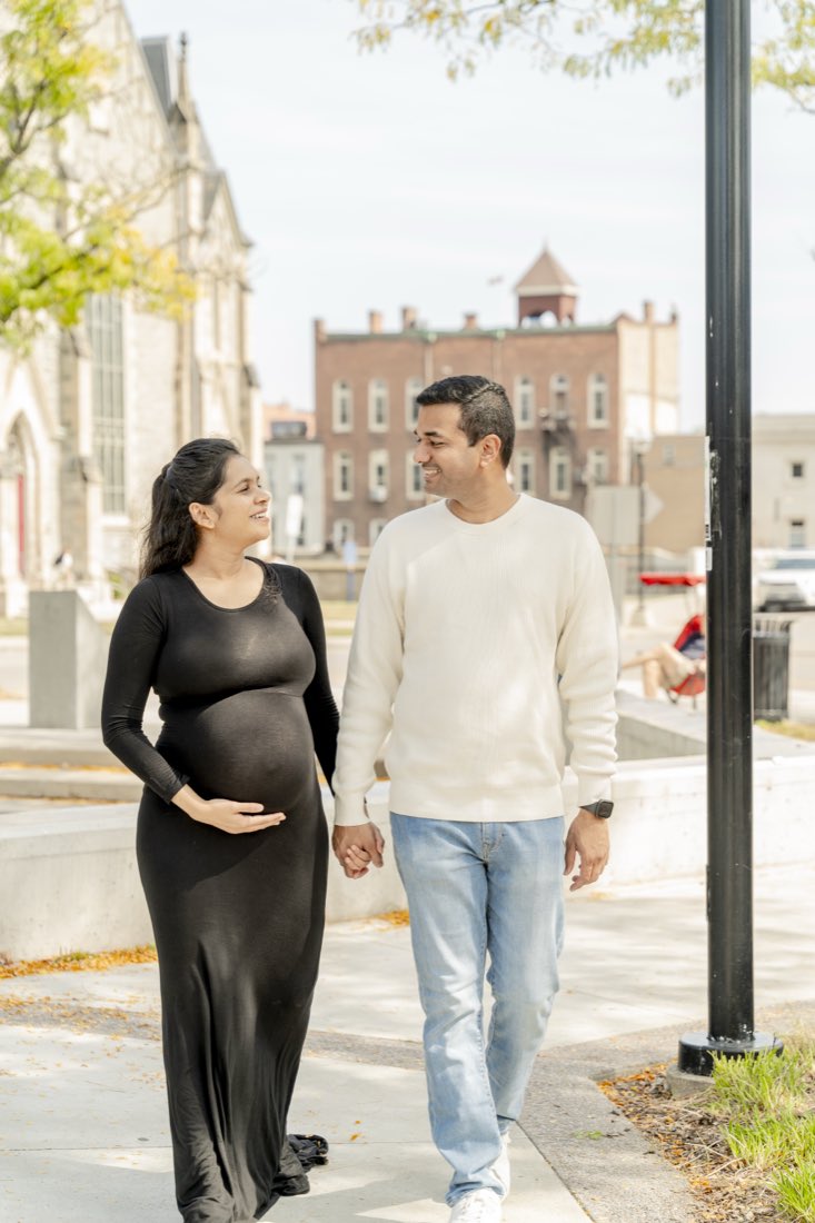 Maternity photography by Smritika Moments — photograph 17